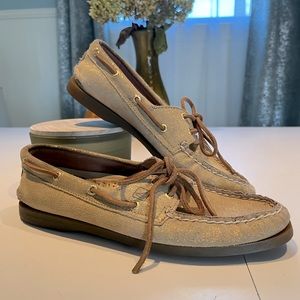 Sperry Boat Shoes Women’s size 9